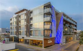 The Fives Downtown Hotel & Residences, Curio Collection By Hilton